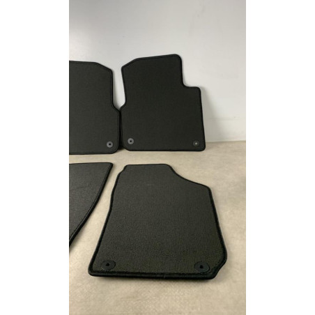 Tapis de sol SKODA  d’occasion