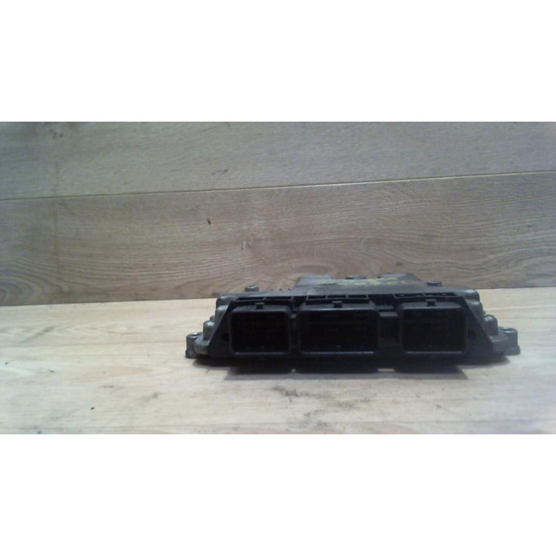 Calculateur moteur RENAULT MEGANE 2 PHASE 1 d’occasion