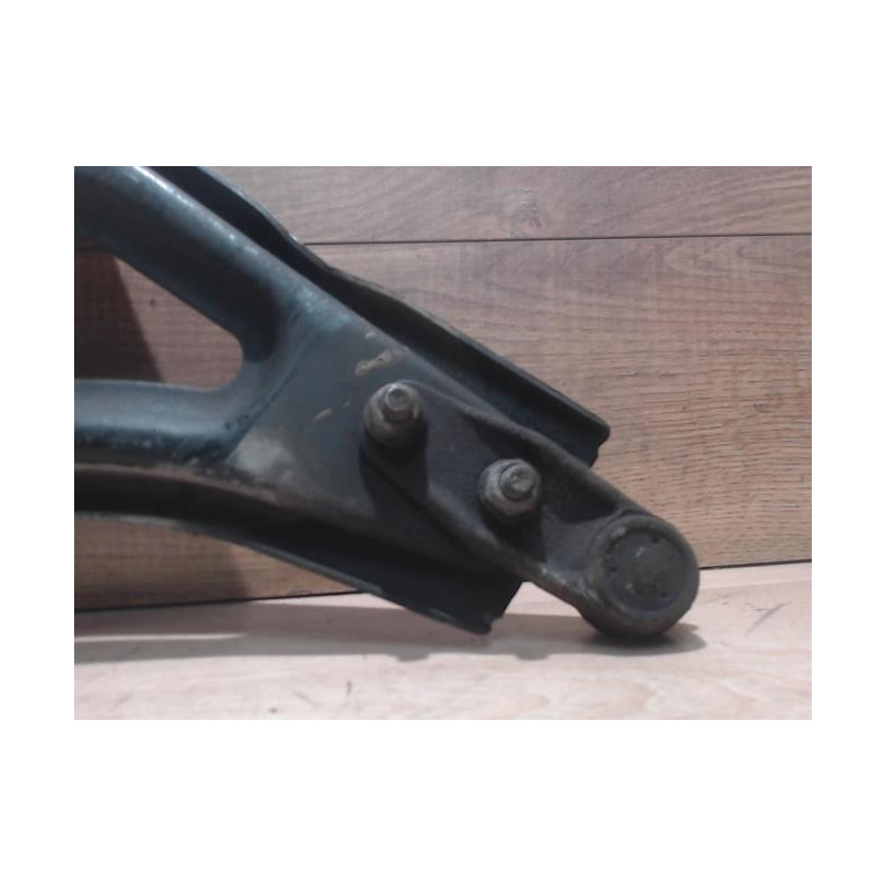Triangle inferieur avant droit RENAULT TWINGO 1 PHASE 3 d’occasion
