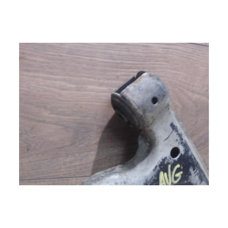 Triangle inferieur avant gauche OPEL VECTRA B PHASE 1 d’occasion