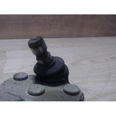 Triangle inferieur avant gauche OPEL VECTRA B PHASE 1 d’occasion