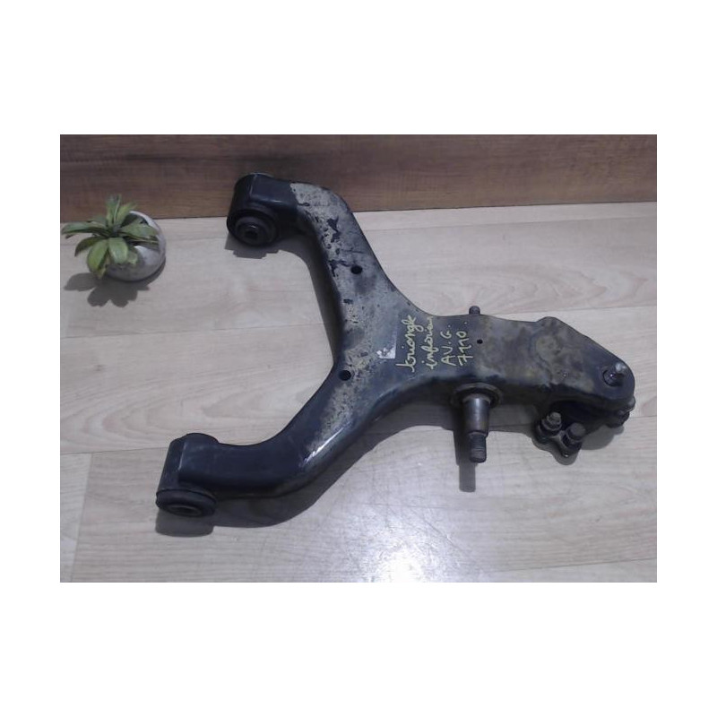 Triangle inferieur avant gauche SSANGYONG ACTYON 1 d’occasion