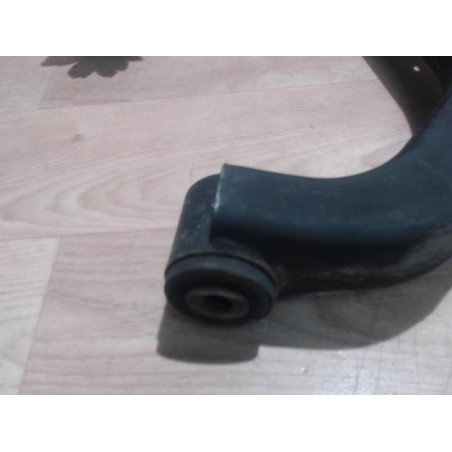 Triangle inferieur avant gauche SSANGYONG ACTYON 1 d’occasion