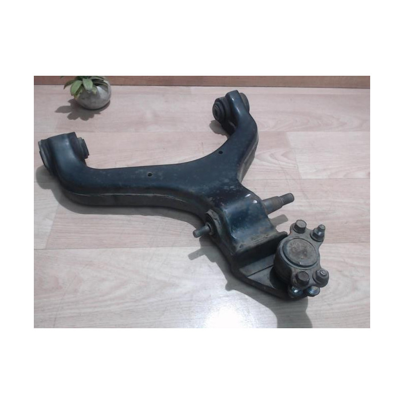 Triangle inferieur avant gauche SSANGYONG ACTYON 1 d’occasion