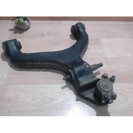 Triangle inferieur avant gauche SSANGYONG ACTYON 1 d’occasion