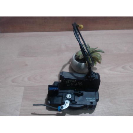 Serrure avant droit RENAULT TRAFIC 2 PHASE 2 d’occasion