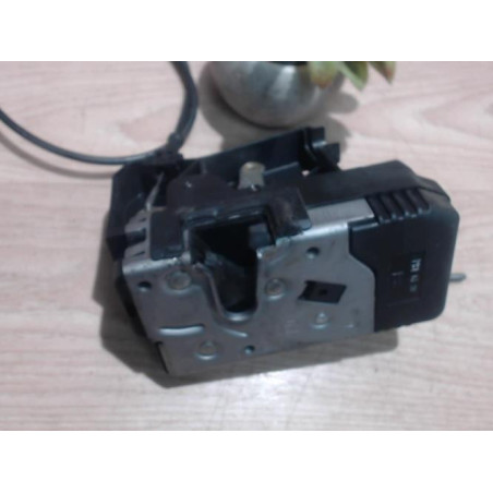 Serrure avant droit RENAULT TRAFIC 2 PHASE 2 d’occasion