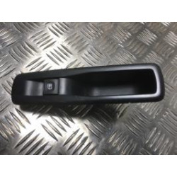Interrupteur de leve vitre arriere droit RENAULT SCENIC 3 PHASE 2 d’occasion