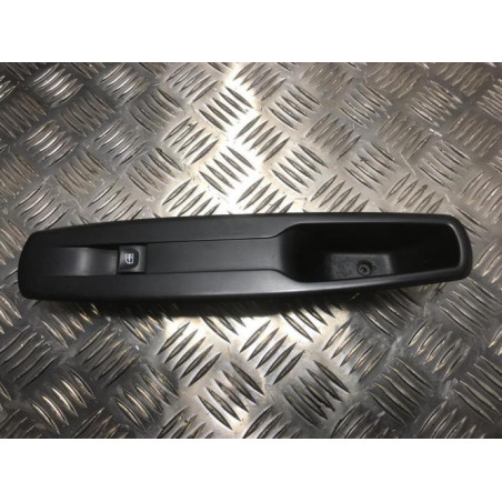 Interrupteur de leve vitre avant droit RENAULT SCENIC 3 PHASE 2 d’occasion