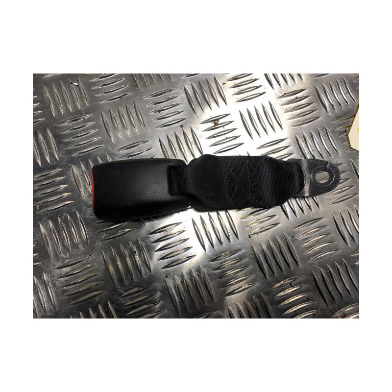 Attache ceinture arriere gauche SUZUKI JIMNY 1 PHASE 2 d’occasion