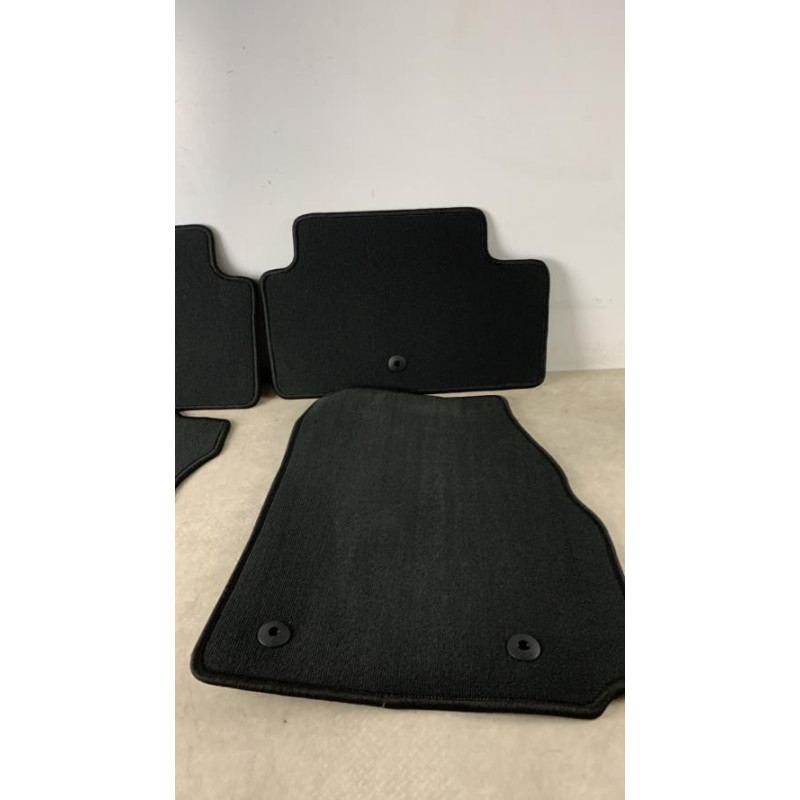 Tapis de sol MAZDA  d’occasion