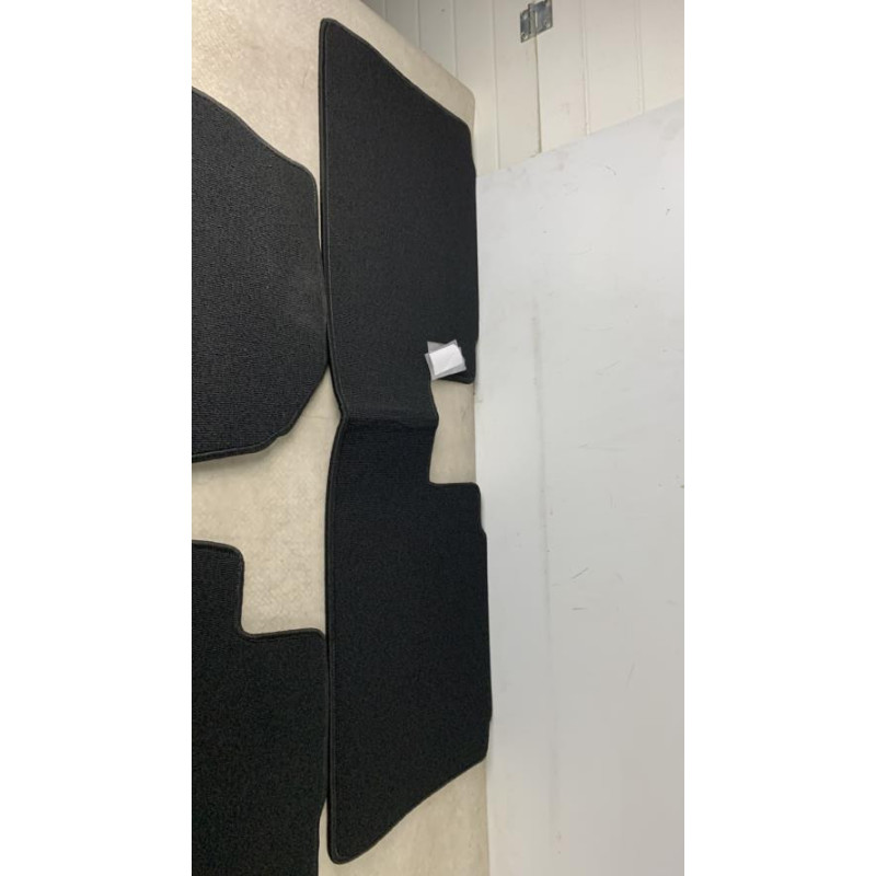 Tapis de sol CHEVROLET CAPTIVA PHASE 1 d’occasion