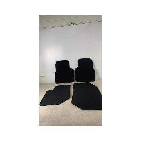 Tapis de sol PEUGEOT 2008 2 d’occasion