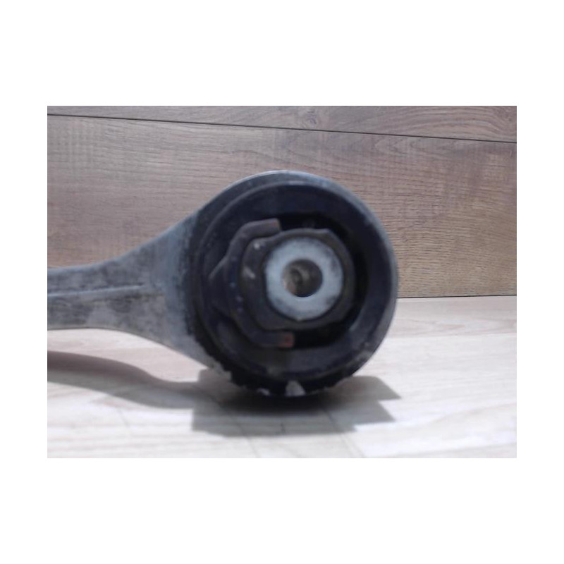 Bras inferieur avant gauche AUDI A4 2 PHASE 1 d’occasion
