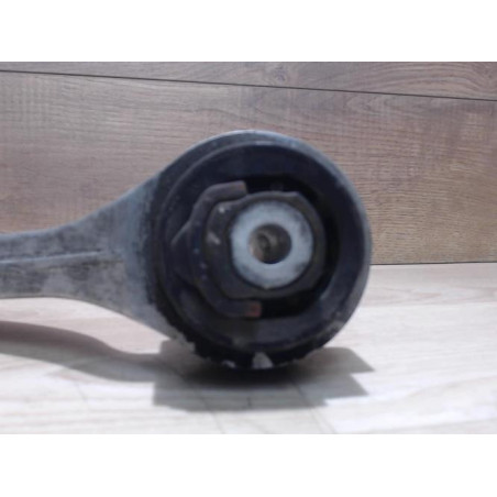 Bras inferieur avant gauche AUDI A4 2 PHASE 1 d’occasion