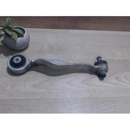 Bras de suspension superieur avant gauche AUDI A4 2 PHASE 1 d’occasion
