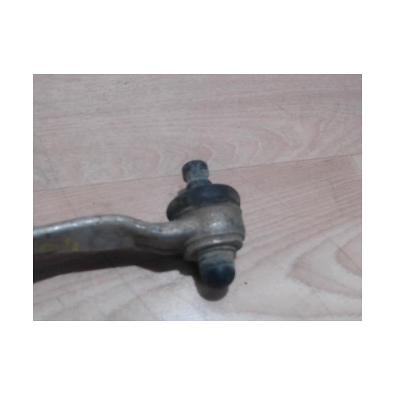 Bras de suspension superieur avant gauche AUDI A4 2 PHASE 1 d’occasion