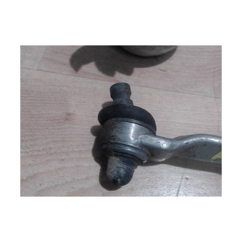 Bras de suspension superieur avant droit AUDI A4 2 PHASE 1 d’occasion