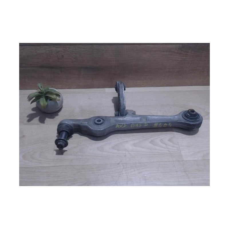 Bras inferieur avant droit AUDI A4 2 PHASE 1 d’occasion