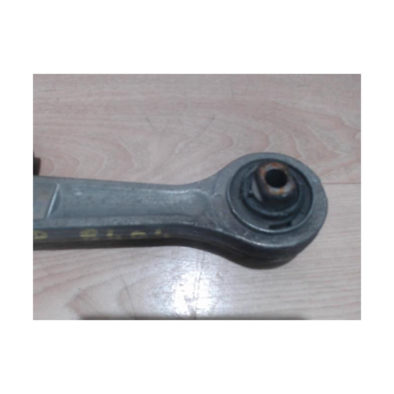 Bras inferieur avant droit AUDI A4 2 PHASE 1 d’occasion
