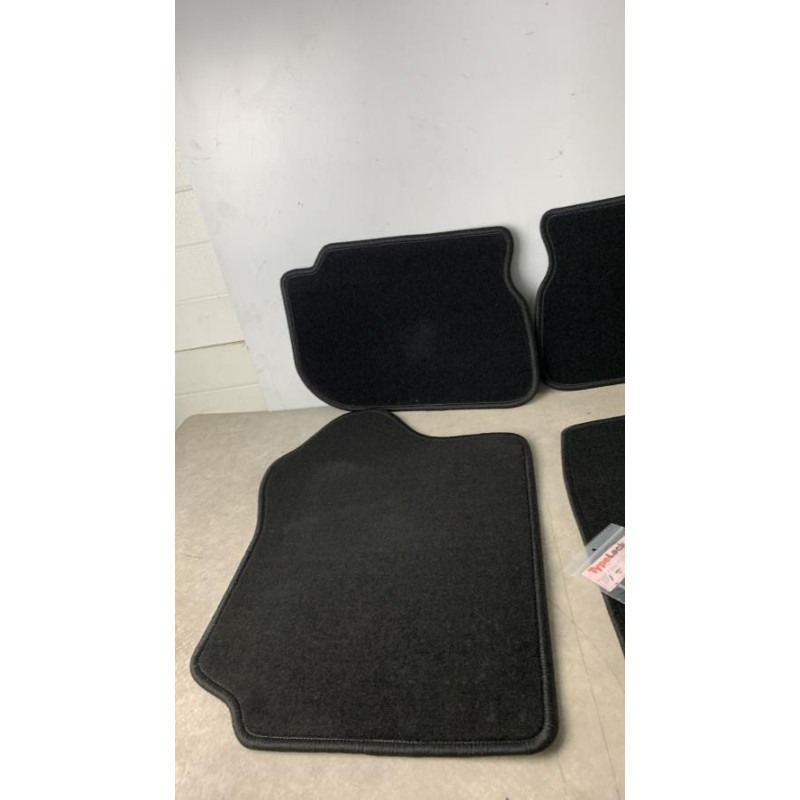 Tapis de sol SUZUKI JIMNY 1 PHASE 1 d’occasion