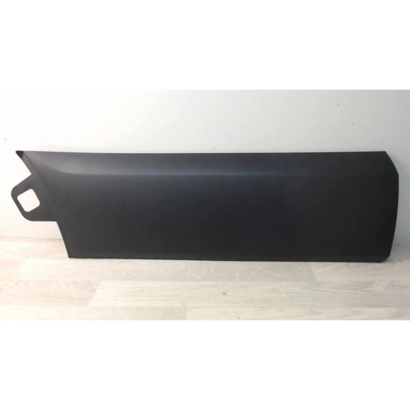 Garniture porte avant gauche FORD TRANSIT 5 PHASE 1 d’occasion