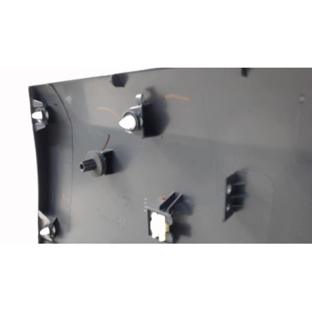 Garniture porte avant gauche FORD TRANSIT 5 PHASE 1 d’occasion