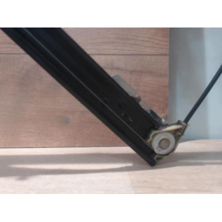 Mecanisme de leve vitre electrique arriere droit AUDI A4 2 PHASE 1 d’occasion