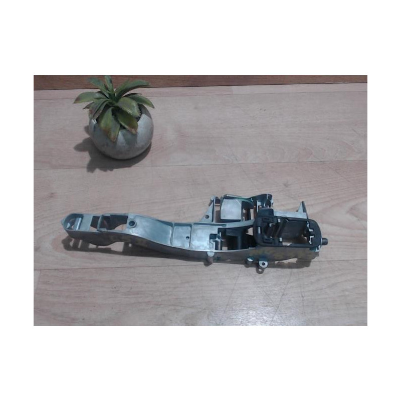 Support poignee porte avant gauche CITROEN C5 2 BREAK d’occasion