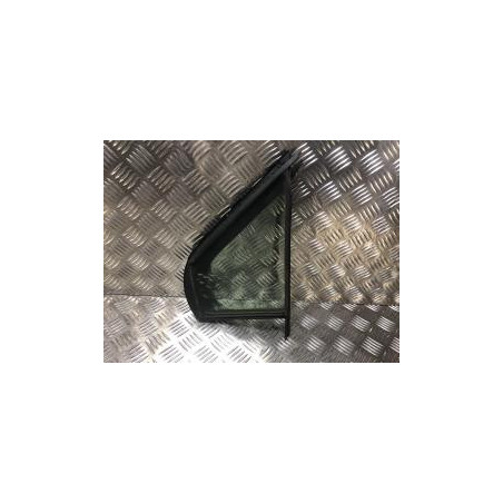 Custode avant gauche (porte) TOYOTA YARIS 3 PHASE 1 d’occasion