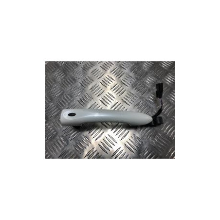 Poignee porte avant gauche RENAULT SCENIC 3 PHASE 2 d’occasion