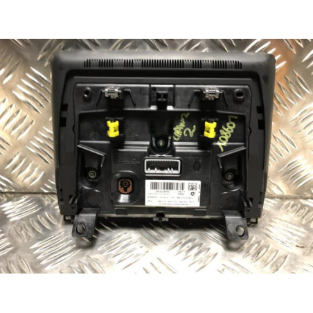 Ecran GPS RENAULT CAPTUR 2 d’occasion
