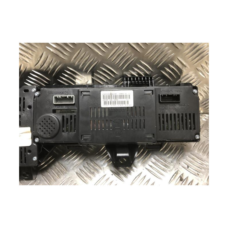 Ecran GPS RENAULT SCENIC 3 PHASE 2 d’occasion