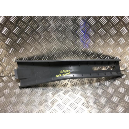 Garniture laterale arriere gauche RENAULT CLIO 1 PHASE 3 d’occasion