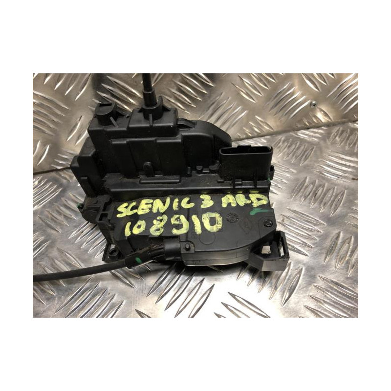 Serrure arriere droit RENAULT SCENIC 3 PHASE 2 d’occasion