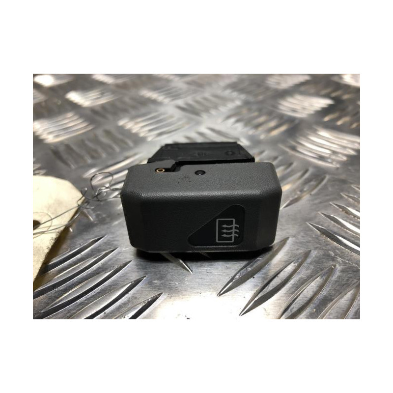 Commande degivrage lunette arriere RENAULT CLIO 1 PHASE 3 d’occasion