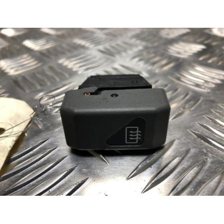 Commande degivrage lunette arriere RENAULT CLIO 1 PHASE 3 d’occasion
