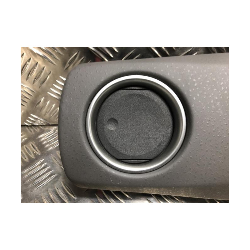 Aerateur tableau de bord avant droit TOYOTA YARIS 3 PHASE 1 d’occasion