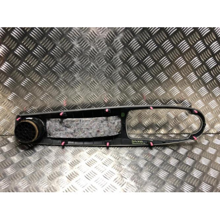 Aerateur tableau de bord avant droit TOYOTA YARIS 3 PHASE 1 d’occasion