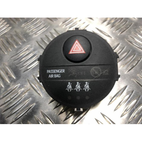 Bouton de warning TOYOTA YARIS 3 PHASE 1 d’occasion