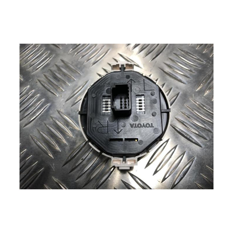 Bouton de warning TOYOTA YARIS 3 PHASE 1 d’occasion