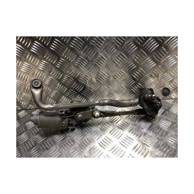 Moteur essuie glace avant TOYOTA YARIS 3 PHASE 1 d’occasion