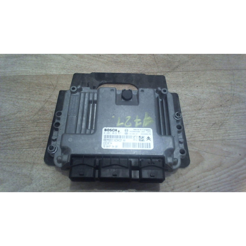 Calculateur moteur PEUGEOT 308 1 PHASE 1 d’occasion