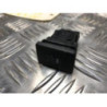 Bouton/Interrupteur TOYOTA YARIS 3 PHASE 1 d’occasion