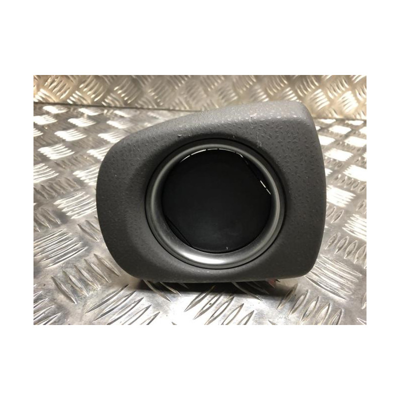 Aerateur tableau de bord avant gauche TOYOTA YARIS 3 PHASE 1 d’occasion