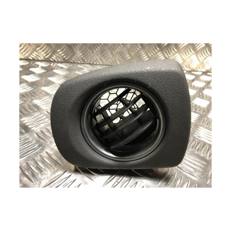 Aerateur tableau de bord avant gauche TOYOTA YARIS 3 PHASE 1 d’occasion