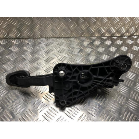 Pedalier d'embrayage RENAULT CAPTUR 2 d’occasion