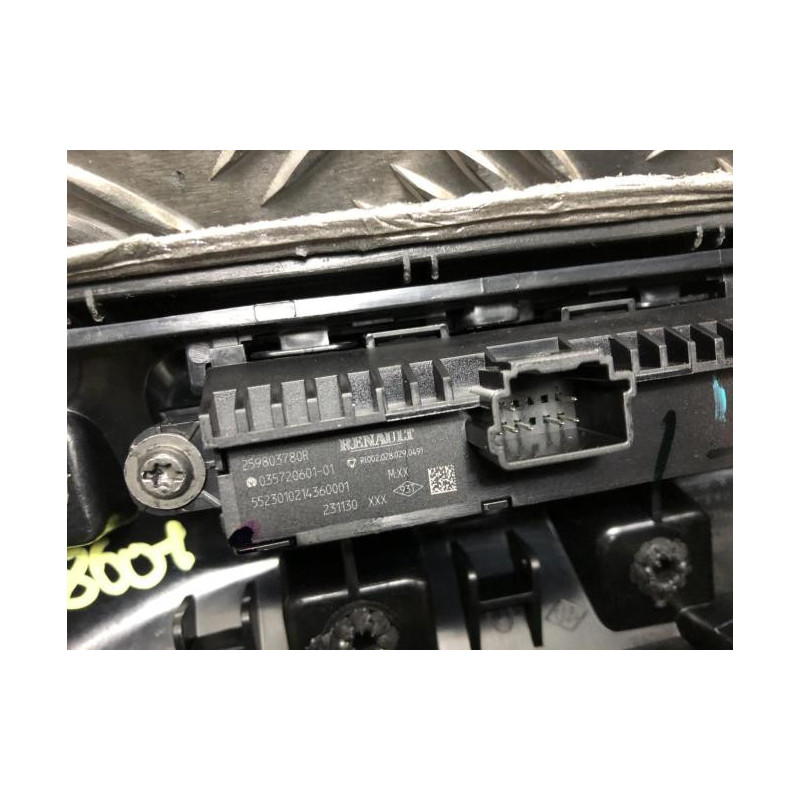 Bouton/Interrupteur RENAULT CAPTUR 2 d’occasion