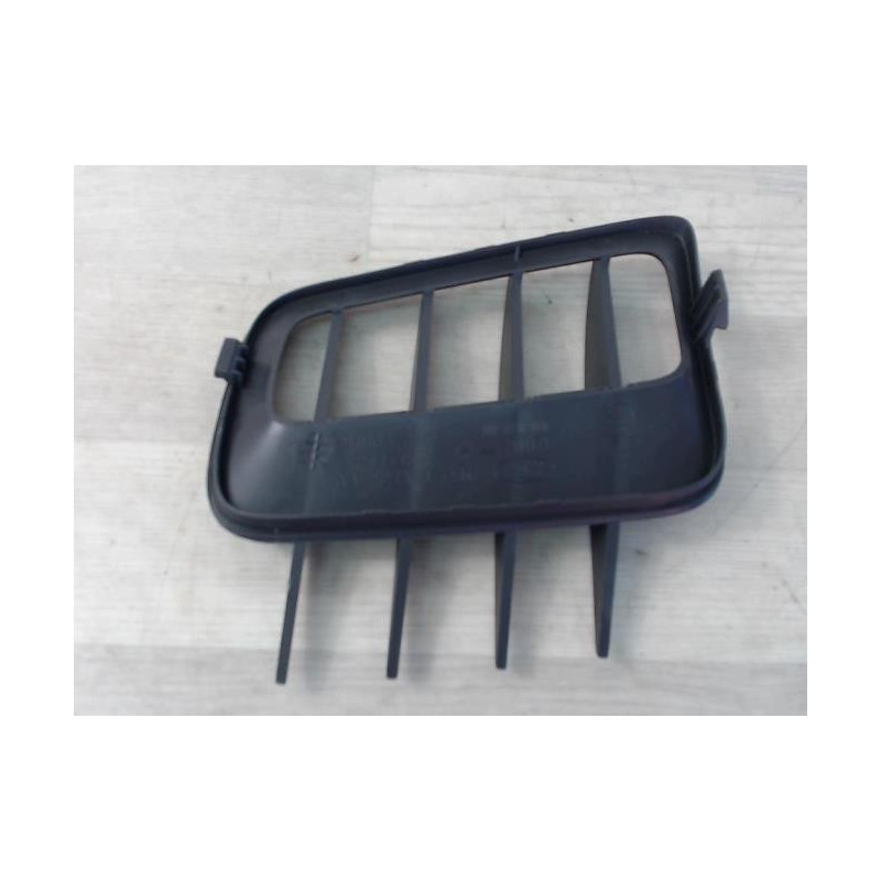 Grille de calandre droite FORD C-MAX 1 PHASE 2 d’occasion