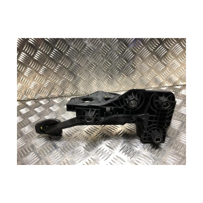 Pedalier de frein RENAULT CAPTUR 2 d’occasion